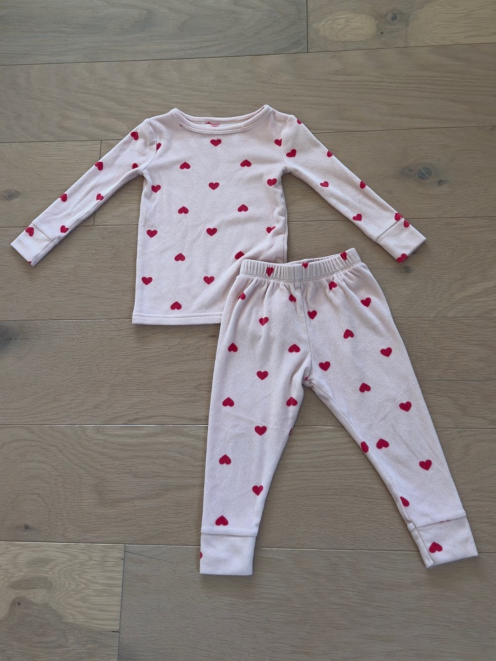 Cat & Jack Pink long sleeve Heart-Print Pajama Set for Kids toddler girls 2T